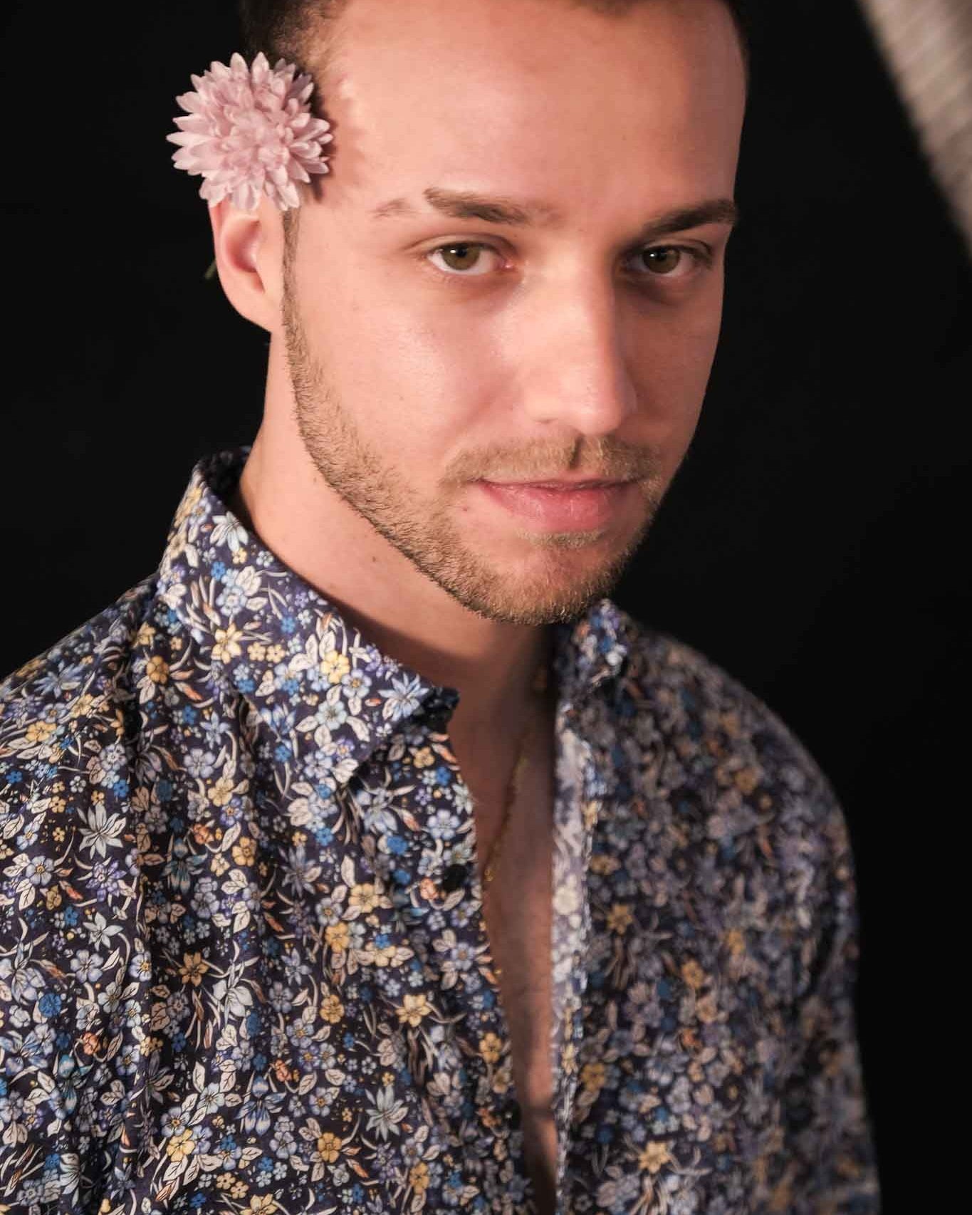 Casual shirt with floral pattern in navy (Art. 2211-C)