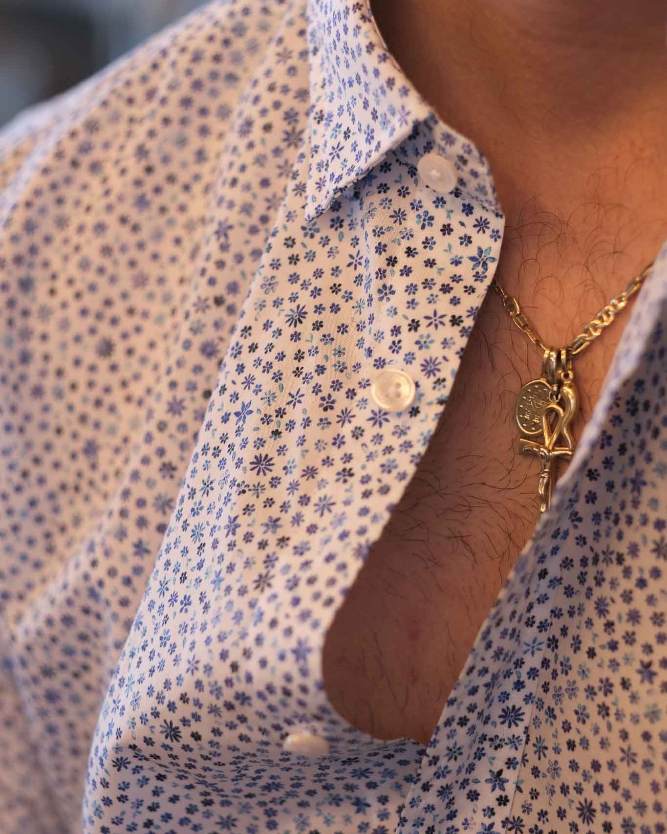 Casual shirt with floral pattern in blue/white (Art. 2218-C)