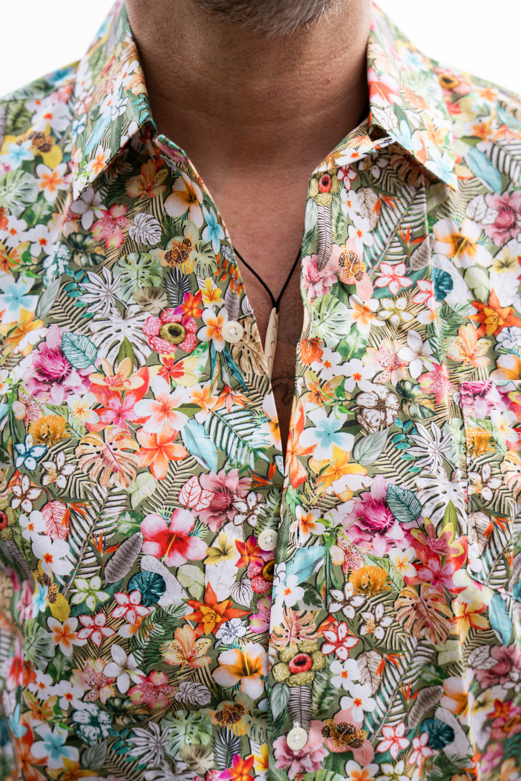 Hawaiian shirt with colorful floral print (Art. 2544-BS)