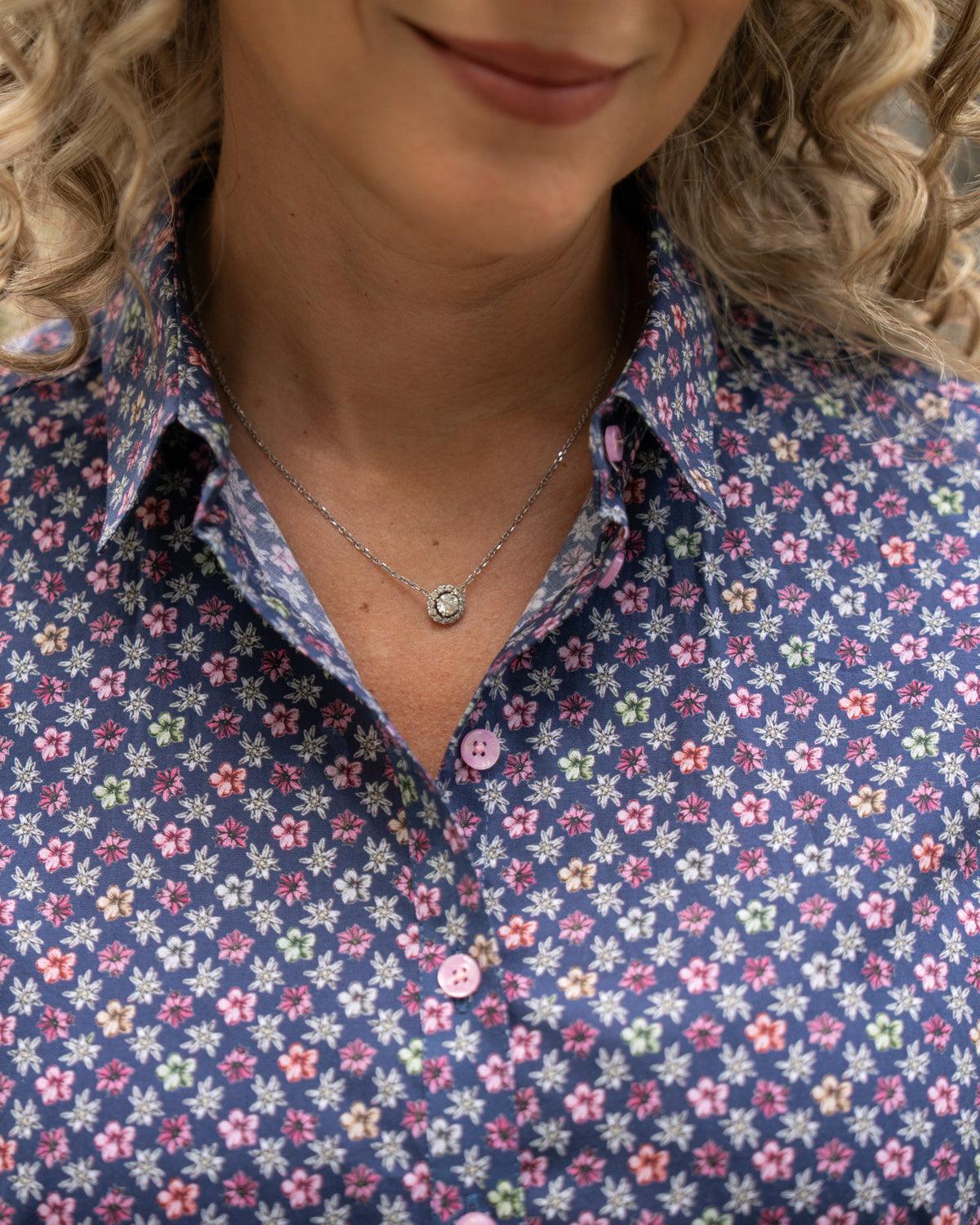 Stretch Bluse SOPHIE mit Edelweiss Print (2548D-S)