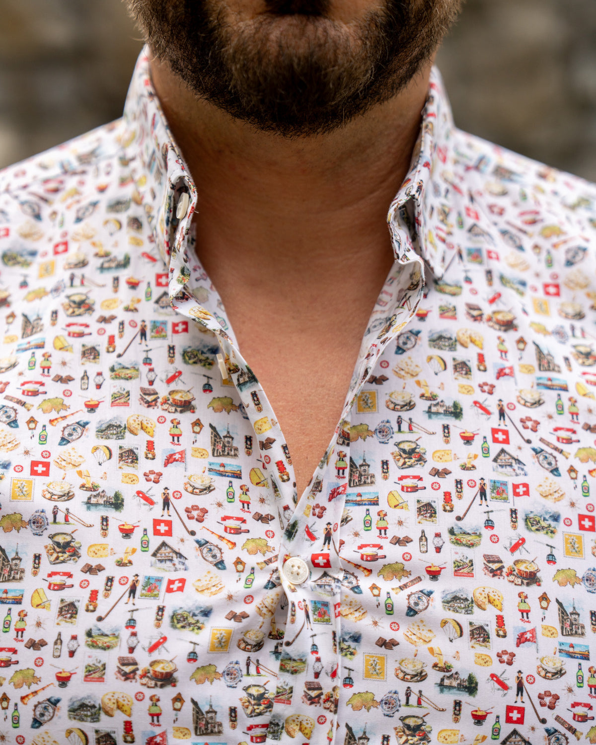 Long-sleeved casual shirt with Swiss print in white (3047-C)