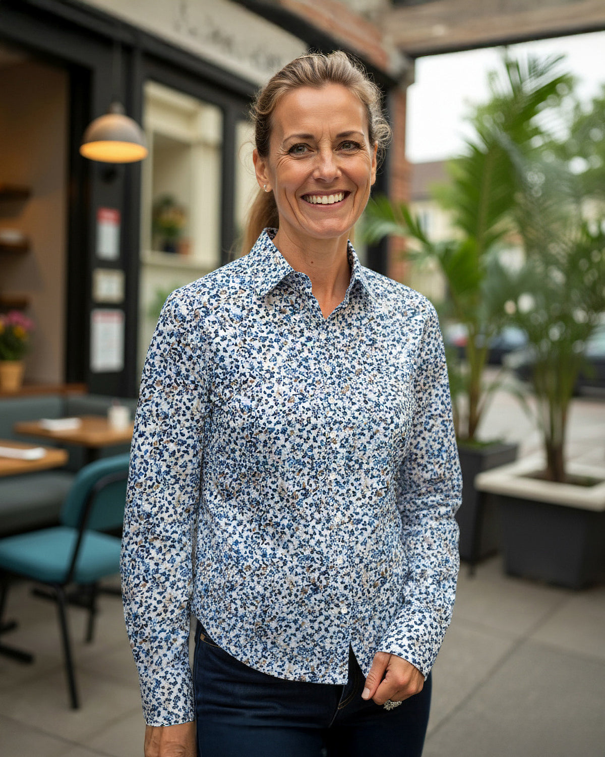 Stretch-Bluse SOPHIE mit Blumenprint in Blau (Art. 2202D-S)