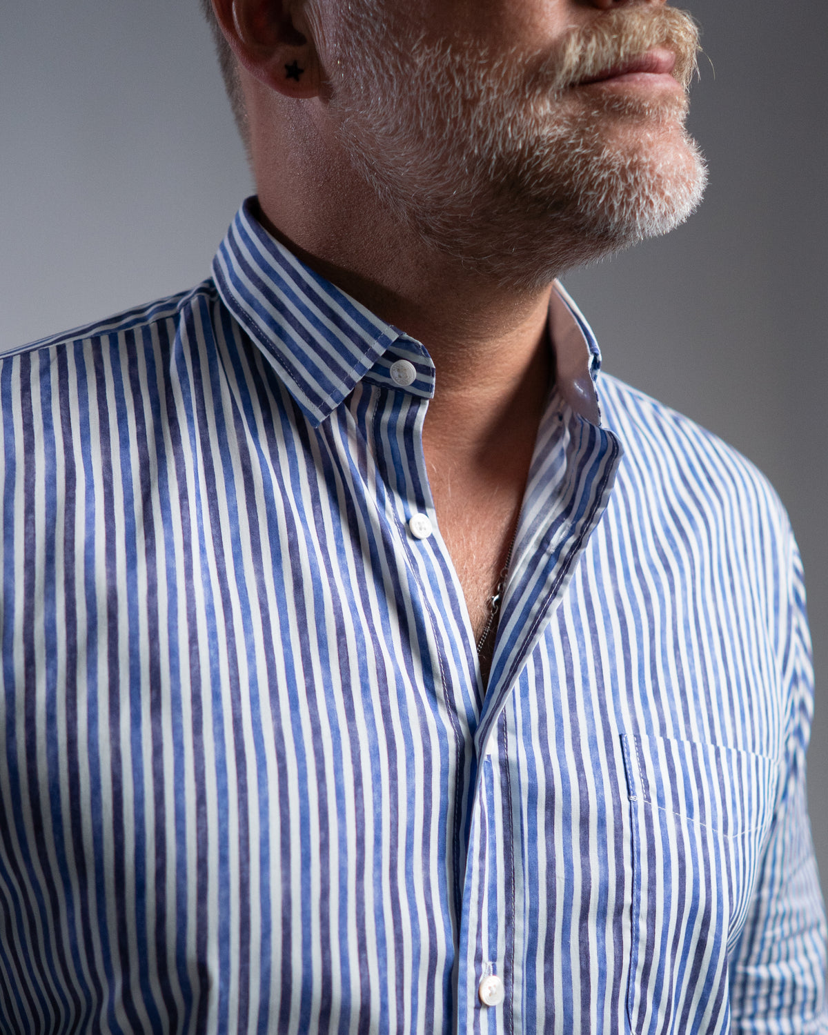 Freizeithemd mit Streifen in Blau (Art. 2555-C)