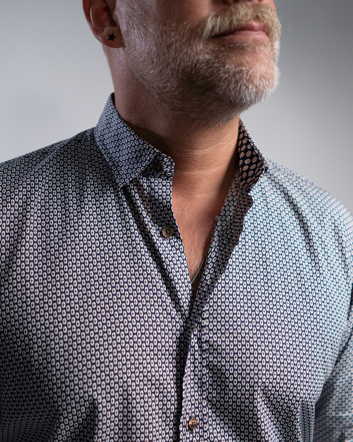 Freizeithemd mit Minimalprint Blau/Olive (Art. 2413-C)