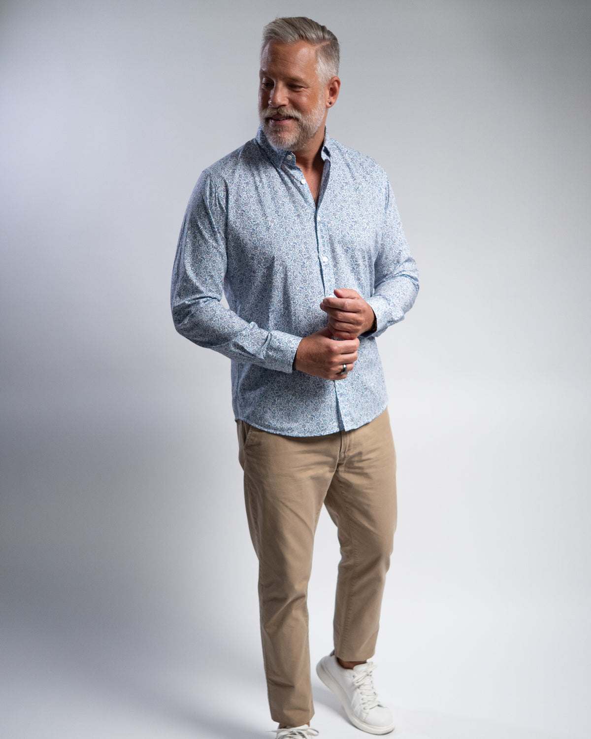 Freizeithemd mit Blumenprint in Blau (Art. 2502-C)