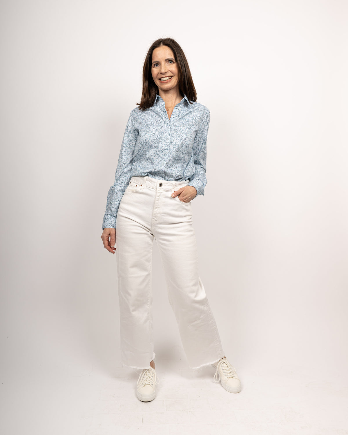 Stretch-Bluse SOPHIE mit Blumen-Print in Blau (2324D-S)