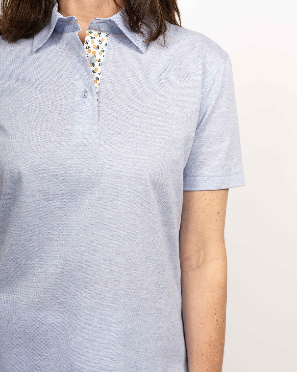 Poloshirt LOUISE in Blau mit Kontrast in Kragen und bei Knopfleiste (2394D-L-KA)