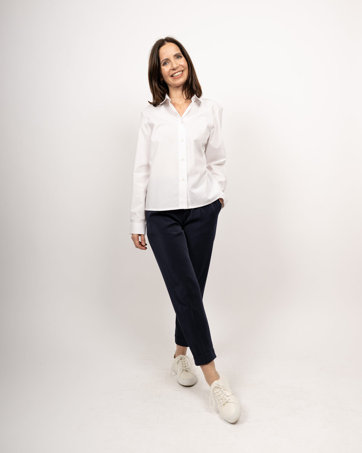 Boxy blouse GABRIELLE in white (1001D-G)