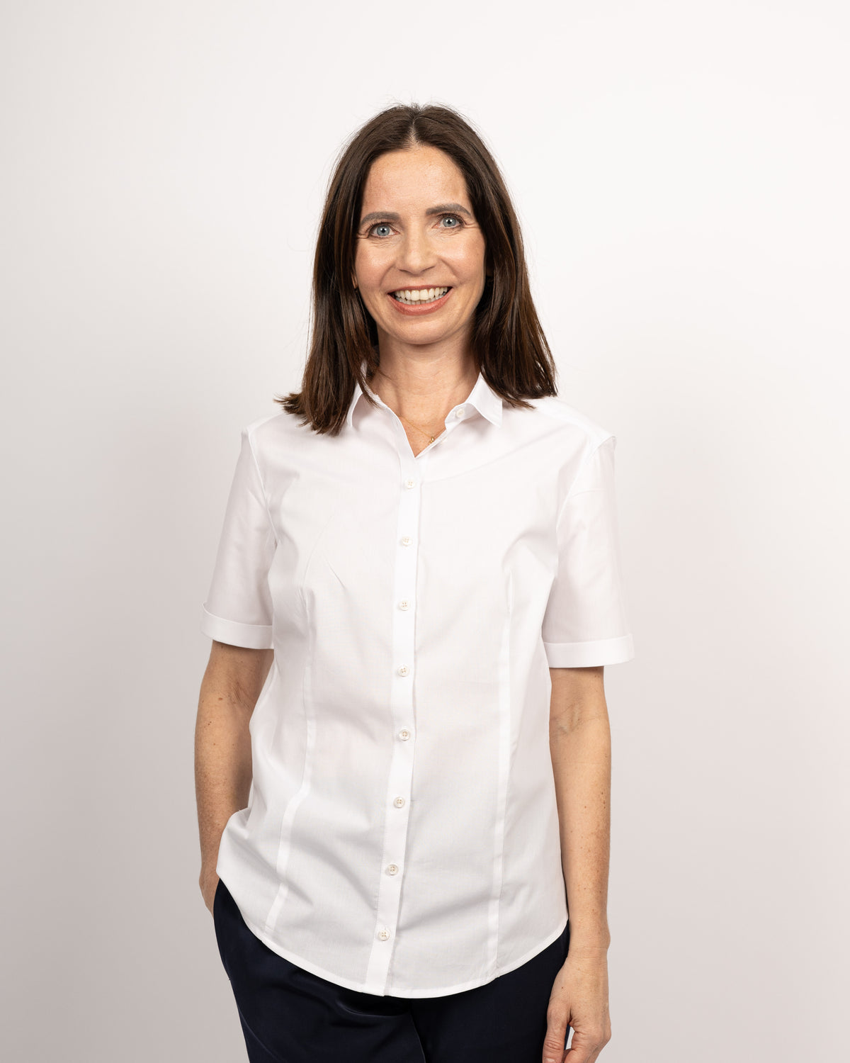 Blouse stretch SOPHIE manches courtes en blanc (1001D-S-KA)