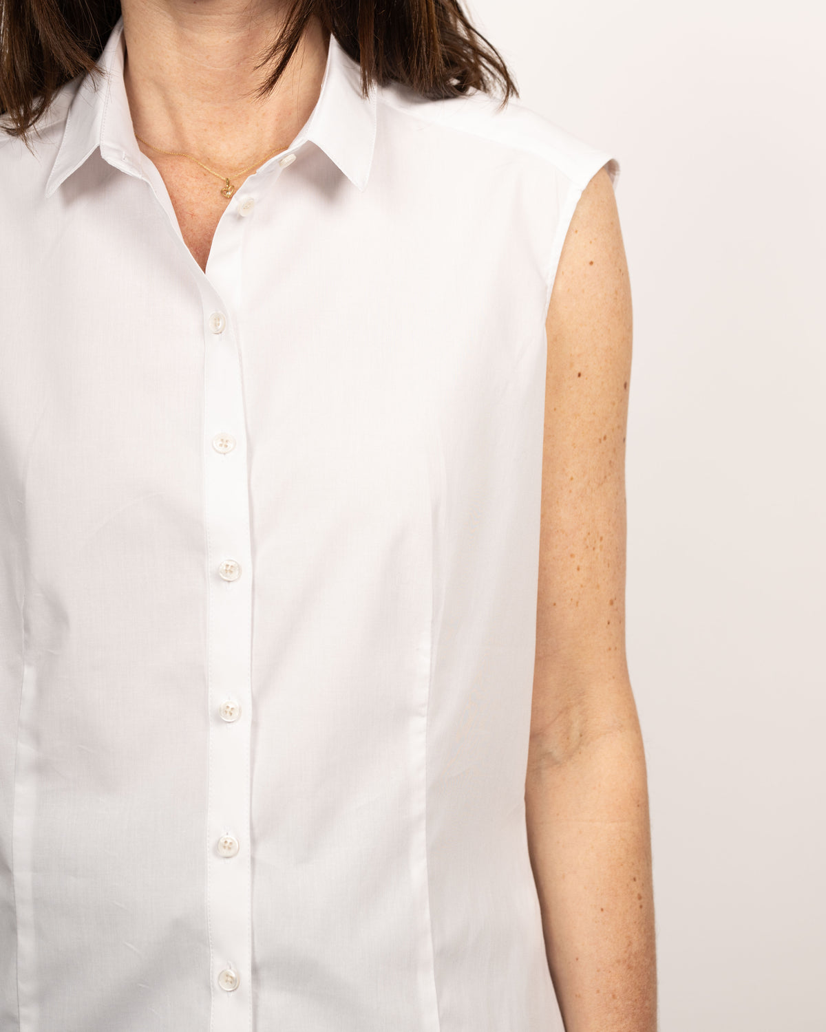 Blouse stretch SOPHIE sans manches en blanc (1001D-S-OA)