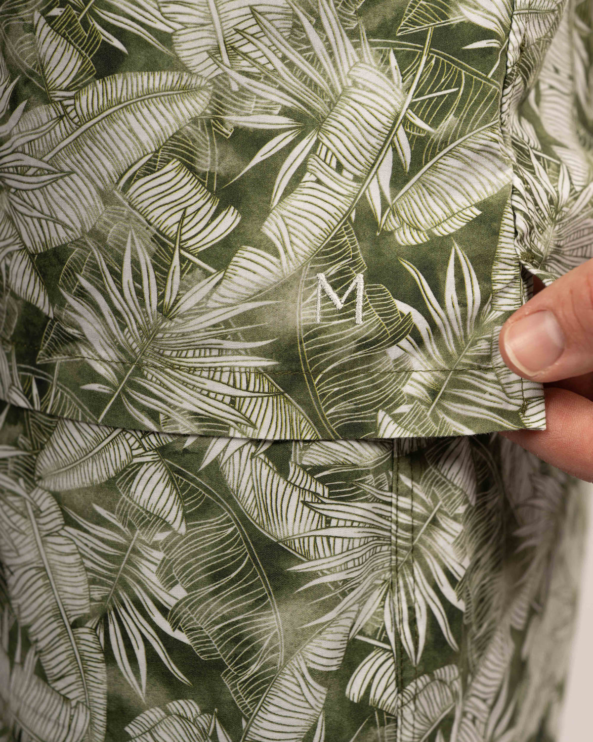 Hawaii-Hemd mit Blumenprint in Grün (Art. 2543-BS)