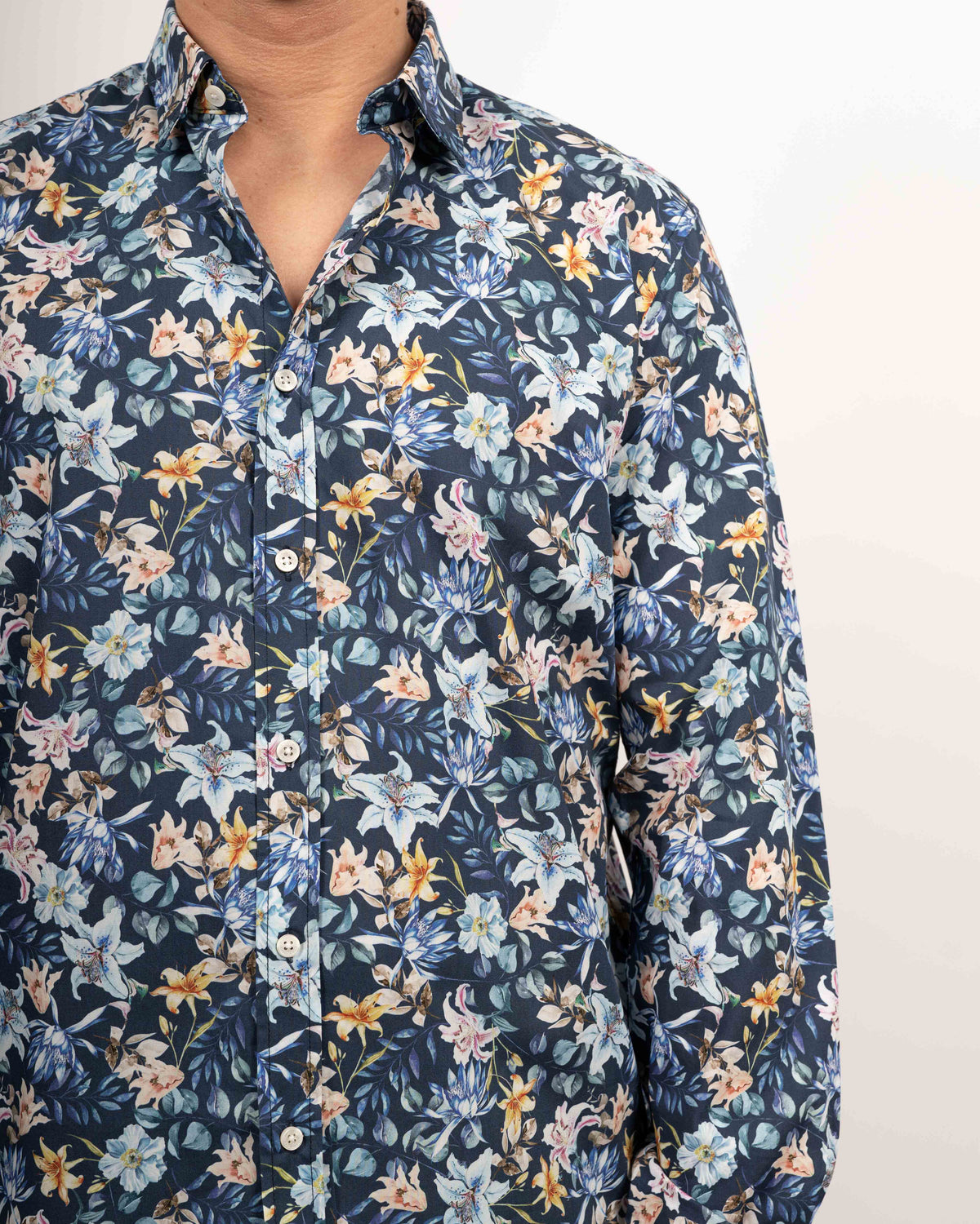 Freizeithemd mit Blumenprint in Navy (Art. 2501-C)
