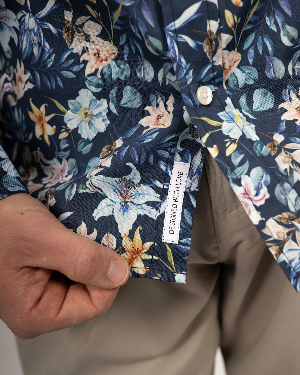 Freizeithemd mit Blumenprint in Navy (Art. 2501-C)