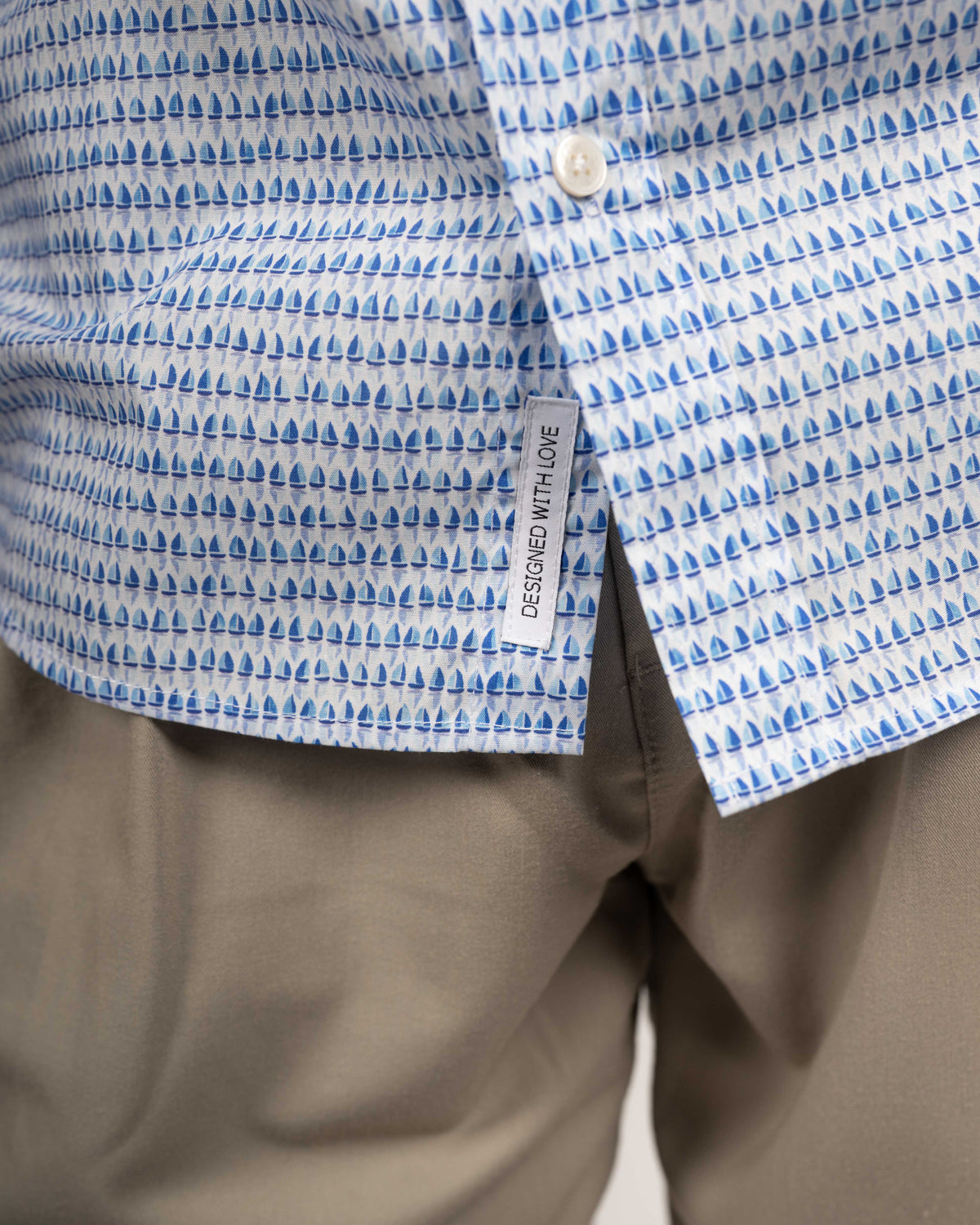 Freizeithemd mit Segelschiffe-Print (Art. 2527-C)