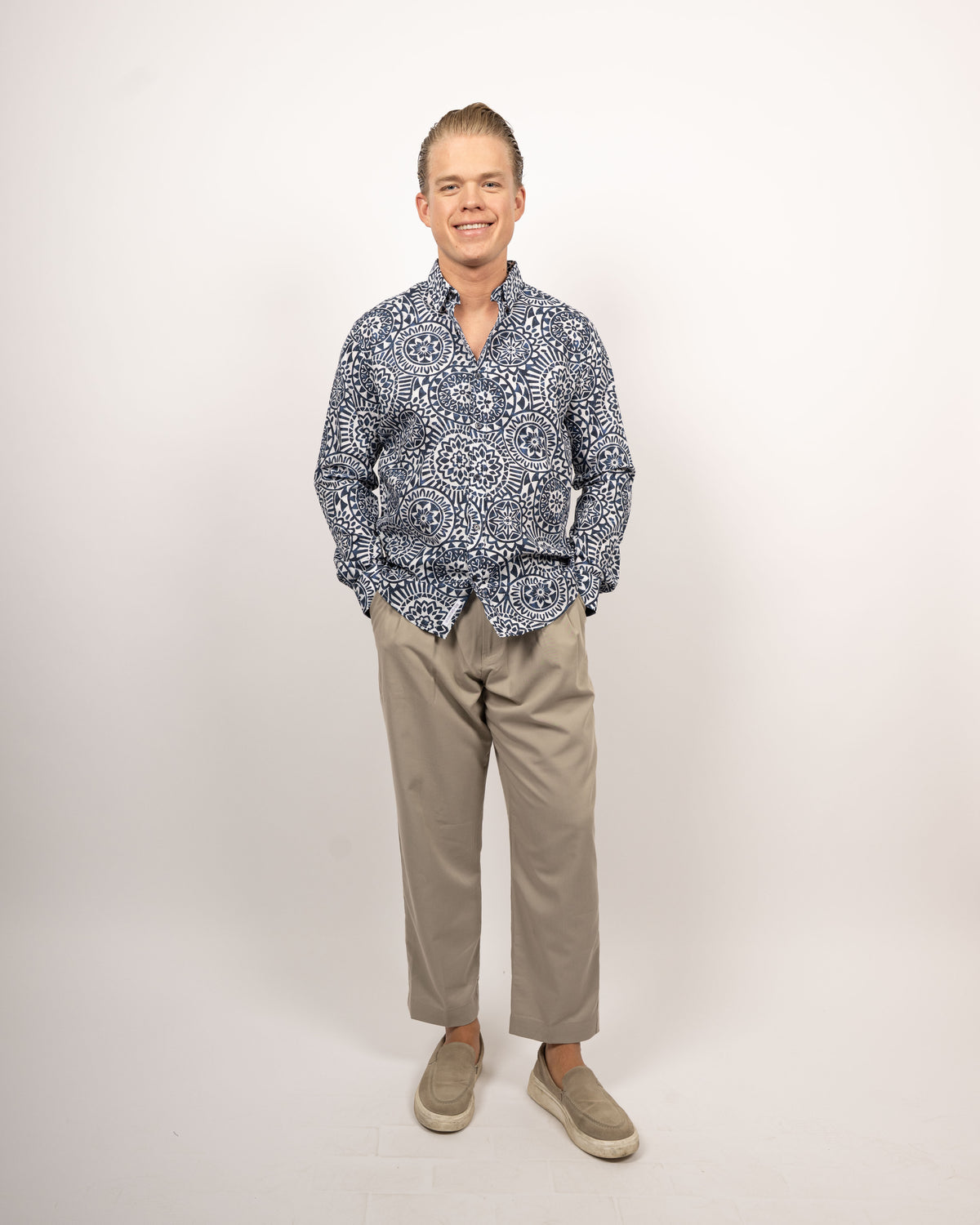 Freizeithemd mit Grafikprint in Navy (Art. 2511-C)