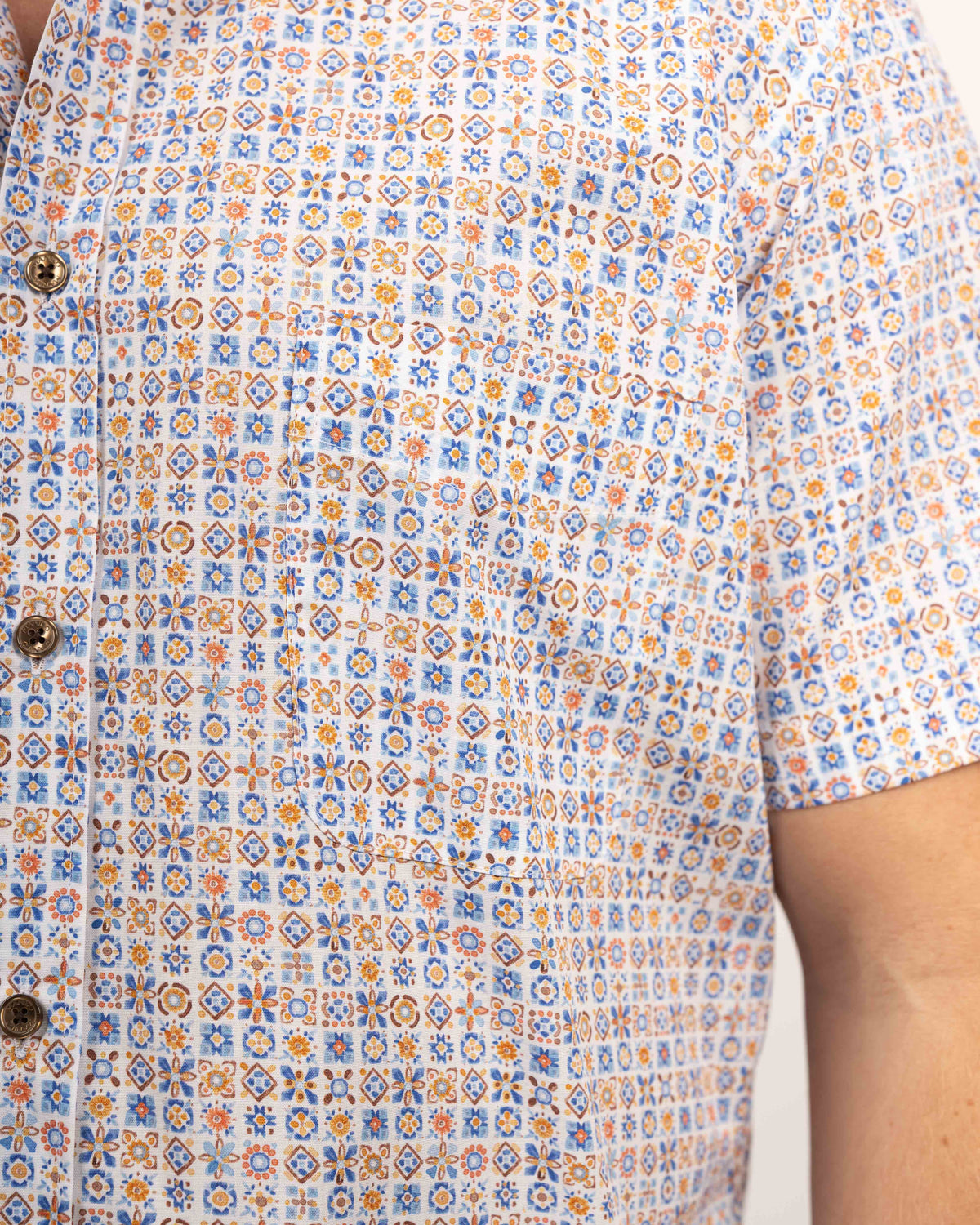 Chemise de loisirs à manches courtes avec imprimé oriental (2815-C-KA)