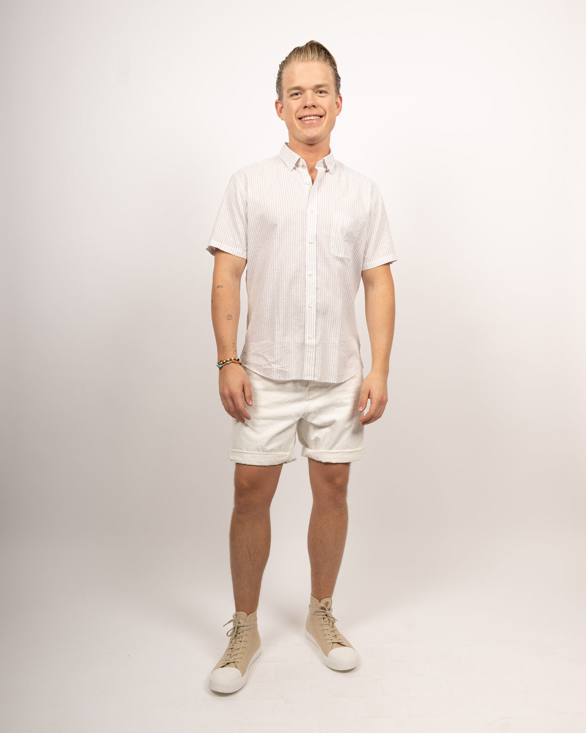 Chemise en lin à manches courtes avec rayures en beige (art. 2261-C-KA)