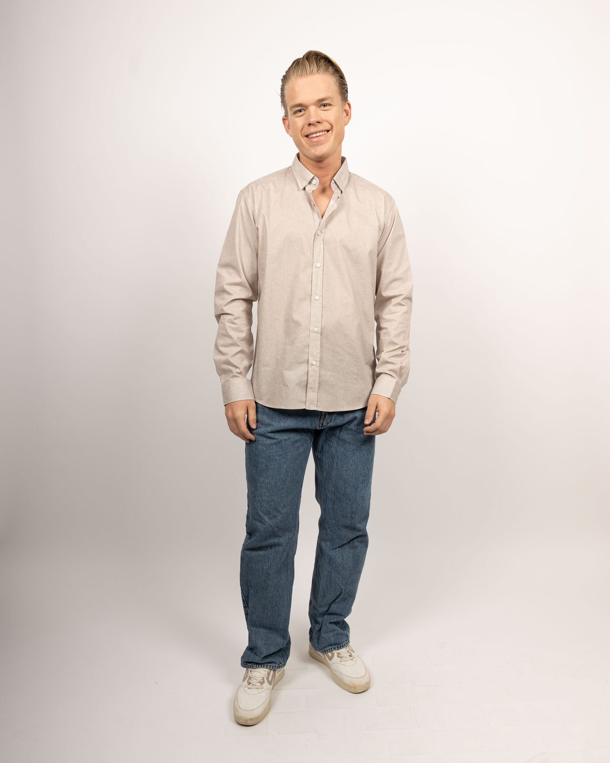 Chemise décontractée en beige(art. 2552-C)