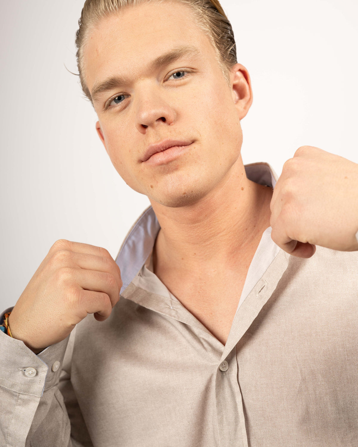 Chemise décontractée en beige(art. 2552-C)