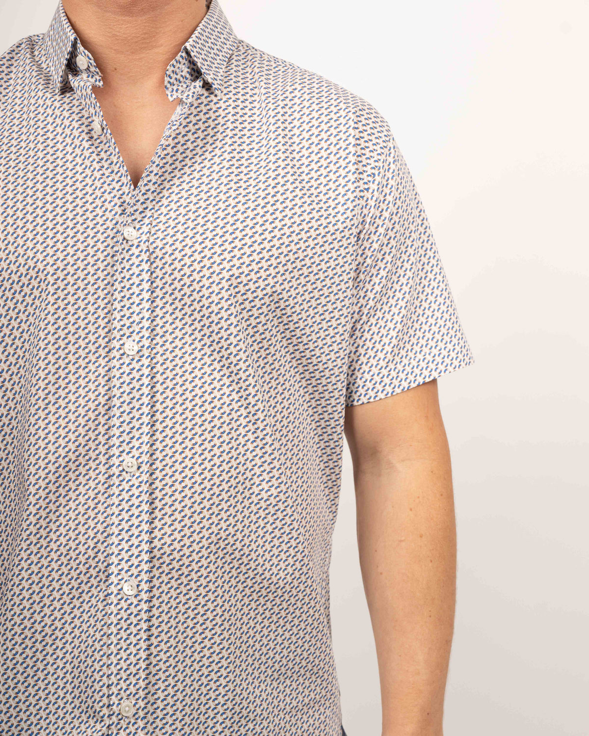 Chemise de loisirs à manches courtes avec imprimé bouées de sauvetage en blanc (art. 2533-C-KA)